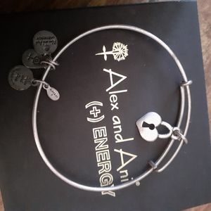 ❤Alex and Ani heart lock bracelet